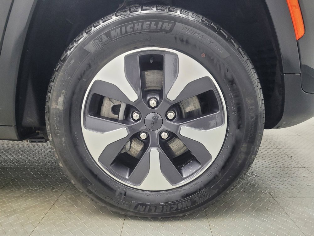 Used 2023 Jeep Grand Cherokee 4WD 4xe image 31