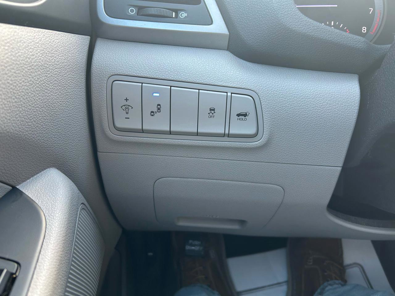 Used 2017 Hyundai Tucson Sport w/ Cargo Package image 27