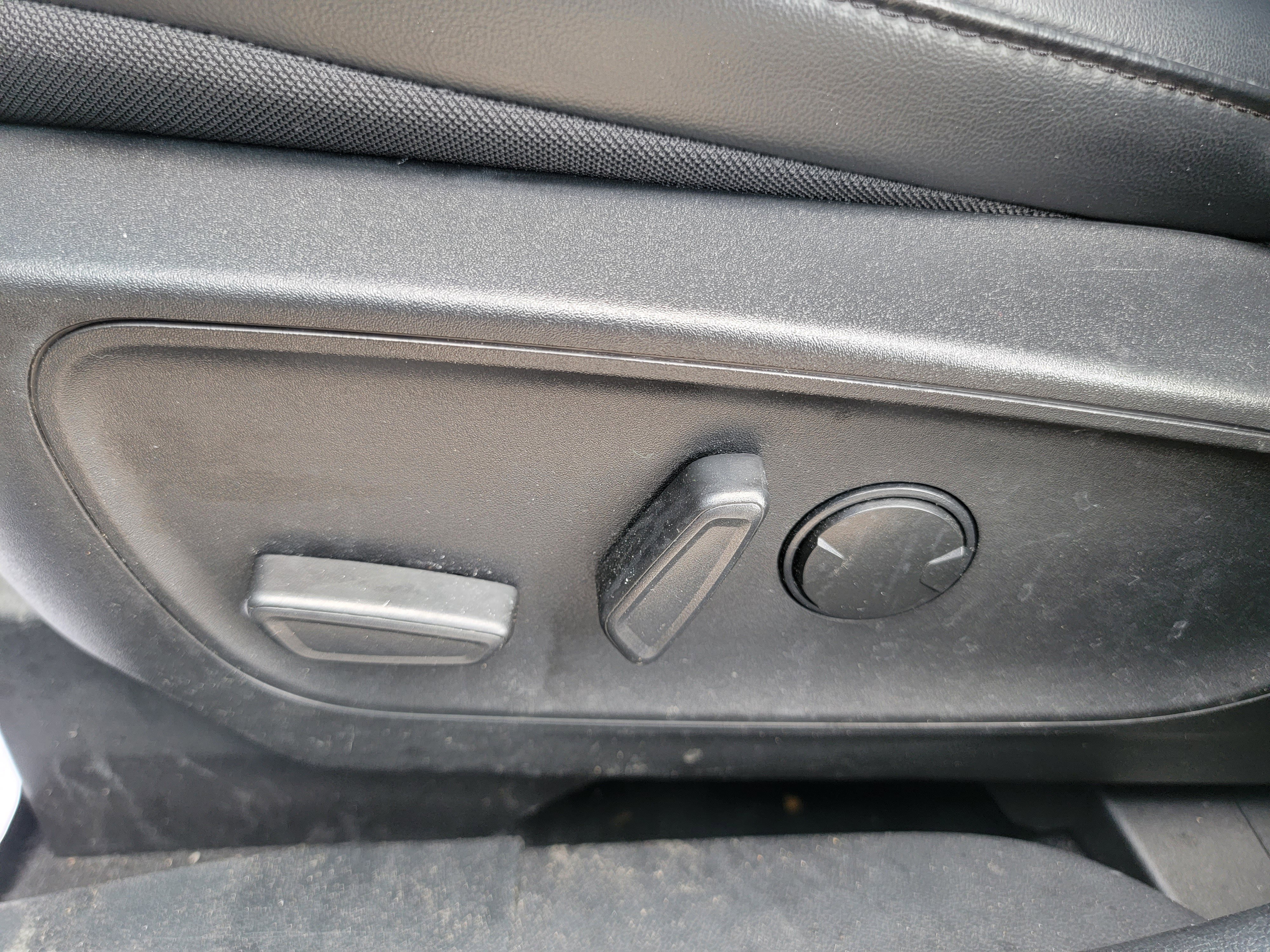 Used 2023 Ford Escape ST-Line w/ Tech Pack #1 image 15