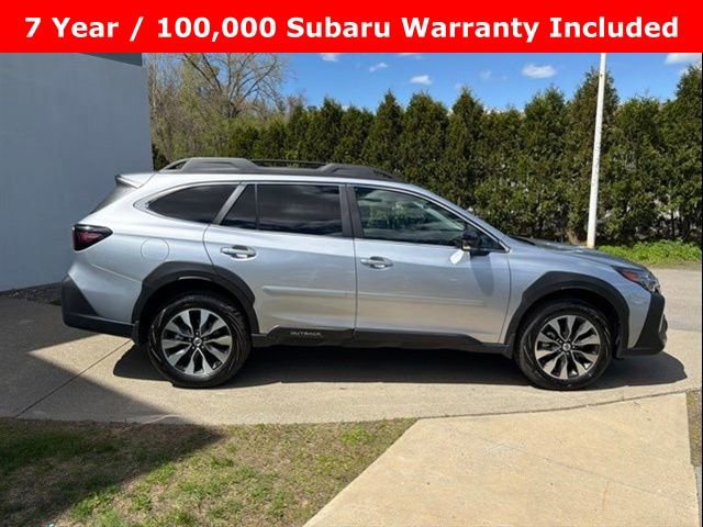 Used 2025 Subaru Outback Limited AWD/4WD image 2