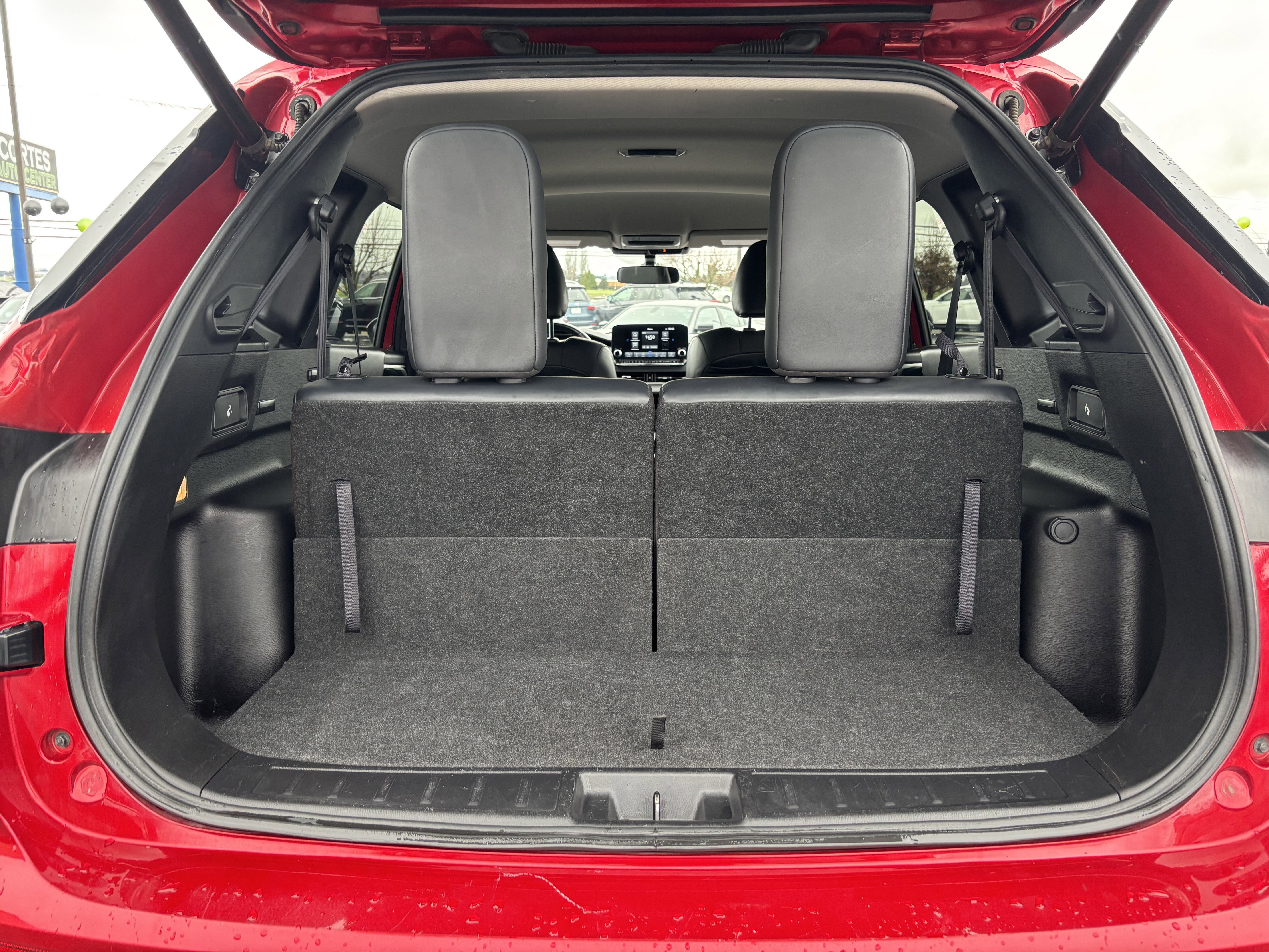 Used 2024 Mitsubishi Outlander SE image 29