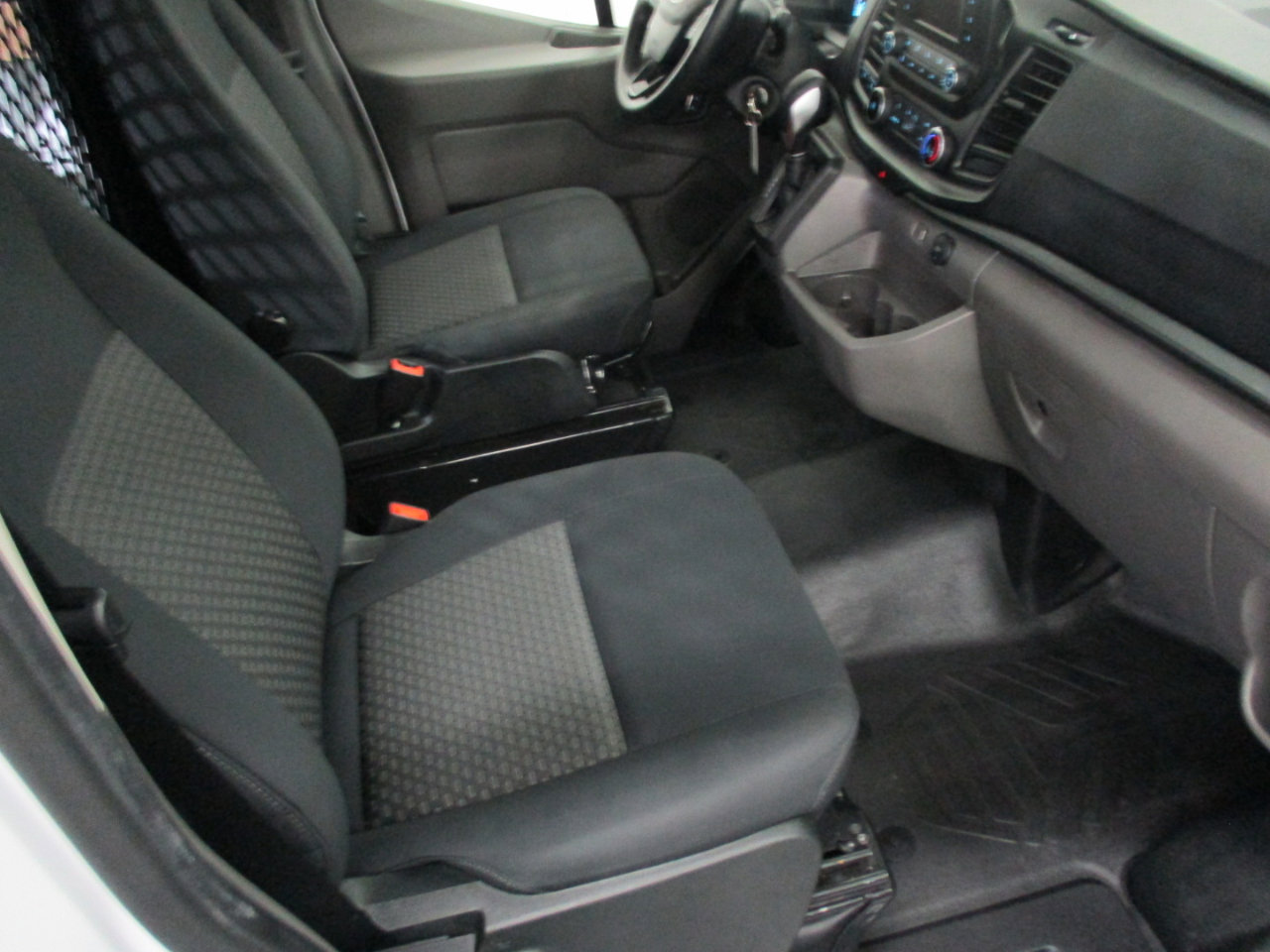Used 2024 Ford Transit 250 Low Roof w/ Exterior Upgrade Package image 10