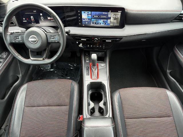 Certified 2025 Nissan Kicks SR FWD image 2