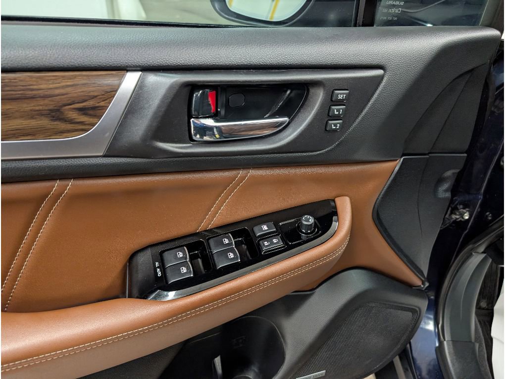 Used 2018 Subaru Outback 3.6R Touring w/ Popular Package #3 image 7
