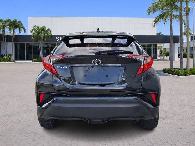 Used 2021 Toyota C-HR LE FWD image 6