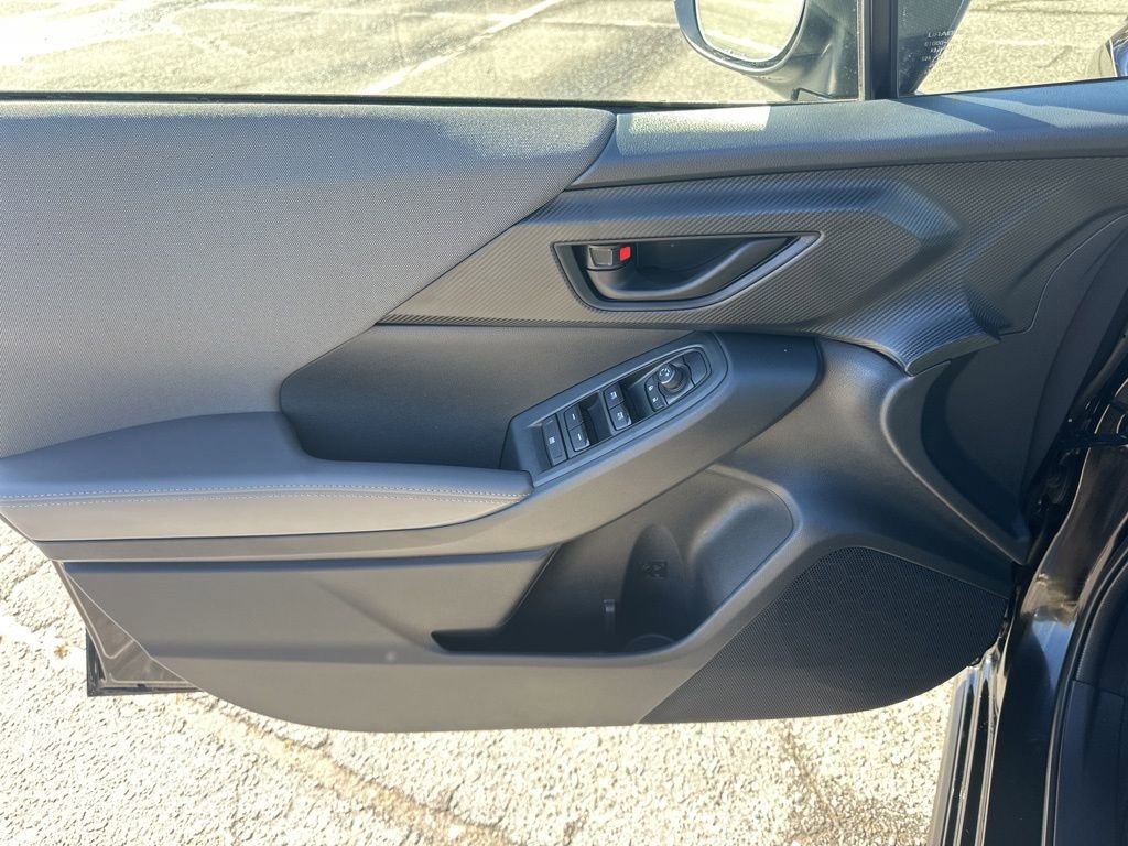 Used 2024 Subaru Crosstrek 2.0i Premium image 24