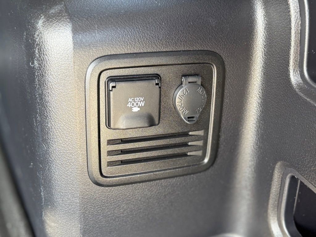 Used 2020 Toyota 4Runner Venture image 6