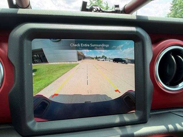 Used 2023 Jeep Gladiator Rubicon w/ Cold Weather Group AWD/4WD image 20