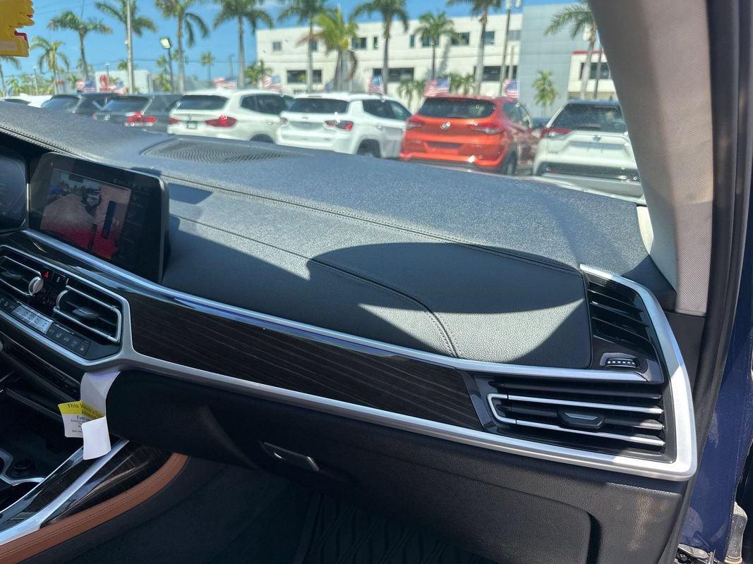 Used 2019 BMW X7 xDrive40i w/ Premium Package AWD/4WD image 30