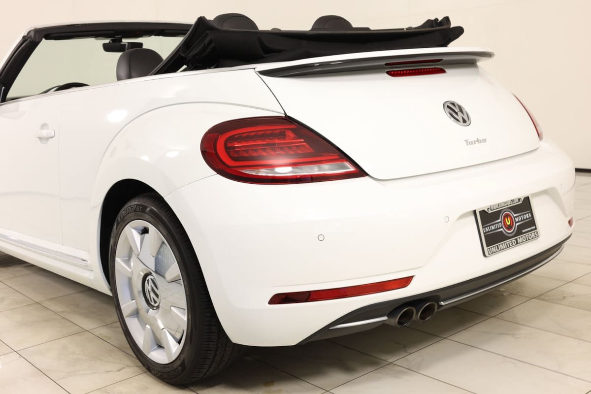 Used 2019 Volkswagen Beetle 2.0T SE FWD image 47