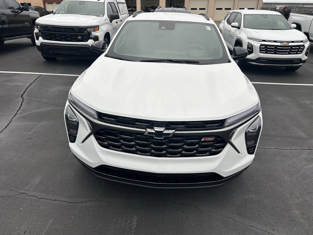 New 2025 Chevrolet Trax RS w/ Driver Confidence Package image 4