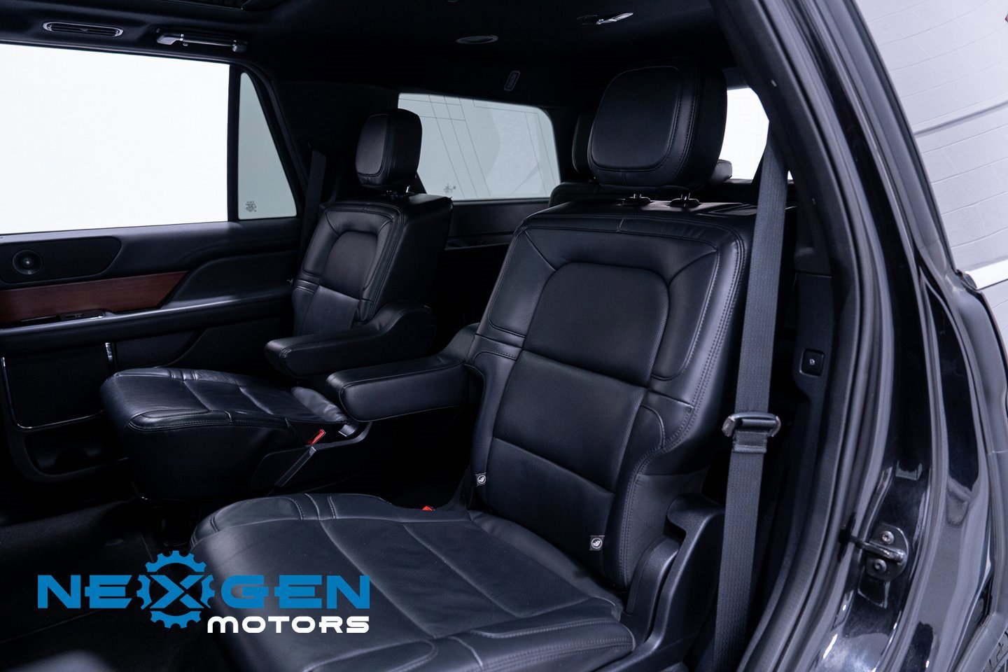 Used 2022 Lincoln Navigator Reserve image 43