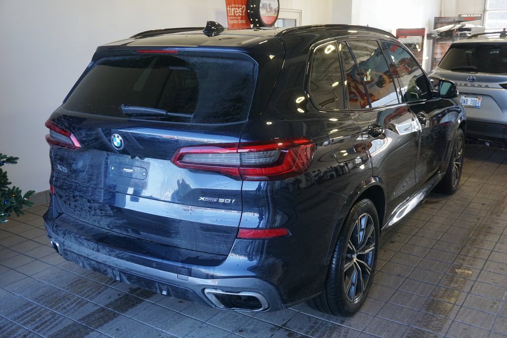 Used 2019 BMW X5 xDrive50i w/ M Sport Package image 18