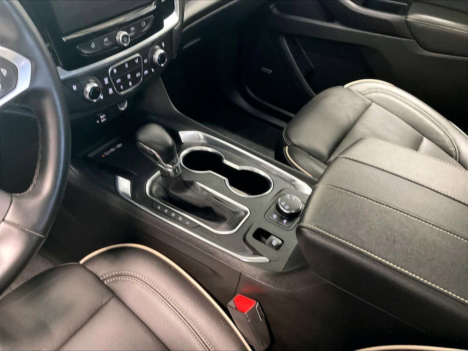 Used 2023 Chevrolet Traverse Premier w/ Redline Edition AWD/4WD image 20