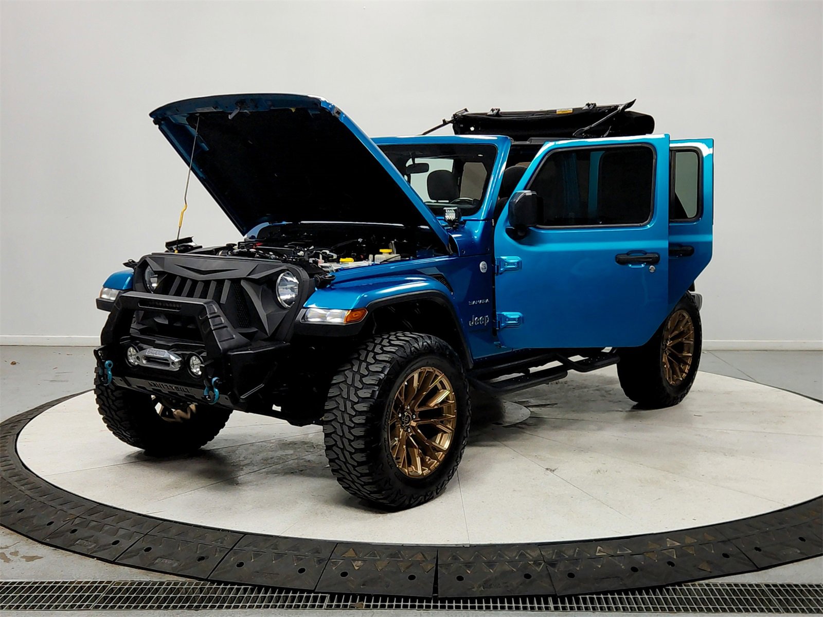 Used 2020 Jeep Wrangler Unlimited Sahara image 11
