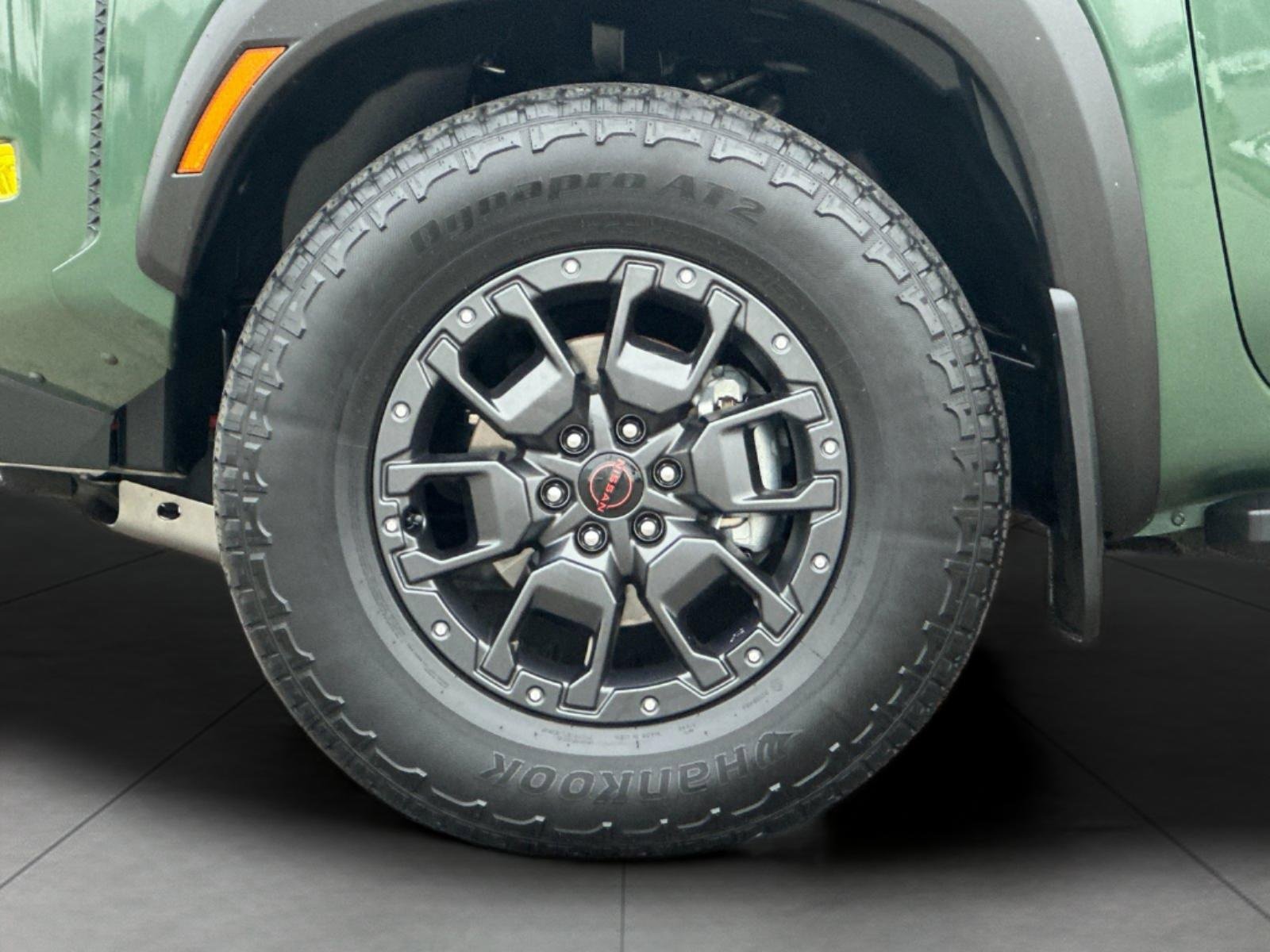 Used 2022 Nissan Frontier PRO-4X w/ Pro-4X Premium Package image 24