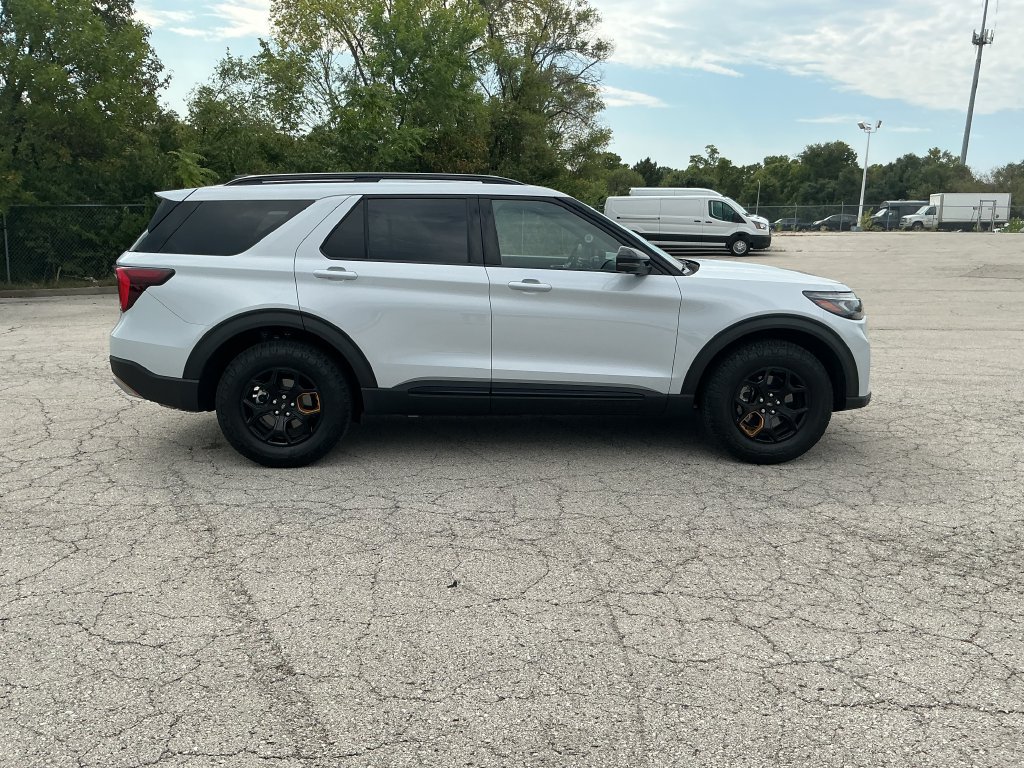 New 2026 Ford Explorer Tremor w/ Tremor Ultimate Package AWD/4WD image 6