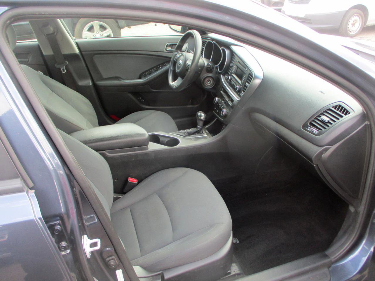 Used 2015 Kia Optima LX w/ LX Convenience Package image 7