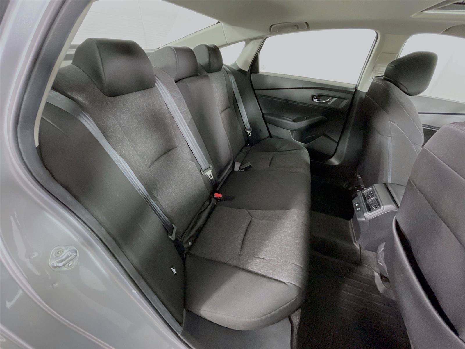 Certified 2025 Honda Accord SE image 28