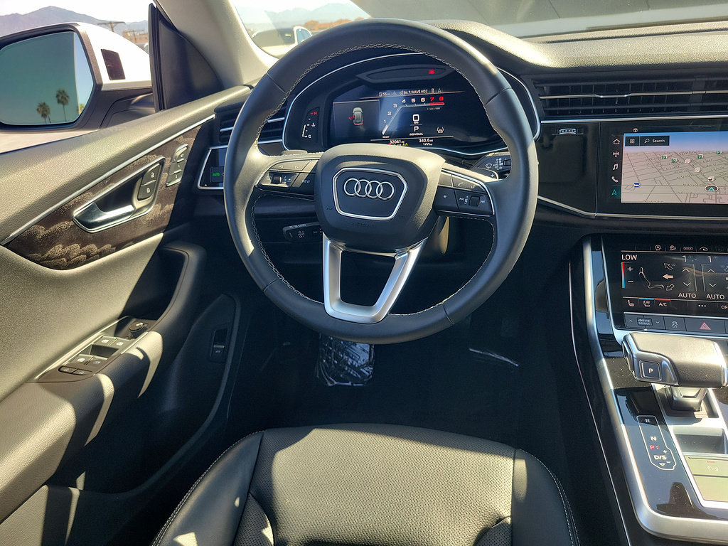 Used 2022 Audi Q8 Premium Plus w/ Premium Plus Package AWD/4WD image 12