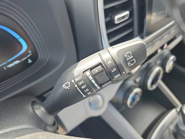 New 2025 Hyundai Venue SEL FWD image 24