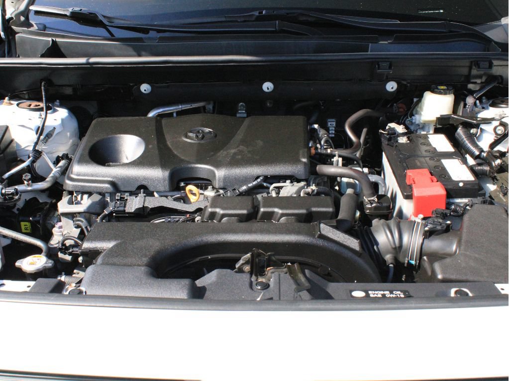 Used 2021 Toyota RAV4 XLE Premium AWD/4WD image 40