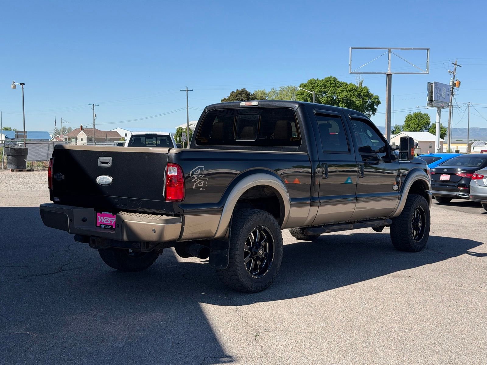 Used 2012 Ford F250 King Ranch w/ King Ranch w/Chrome Pkg AWD/4WD image 7
