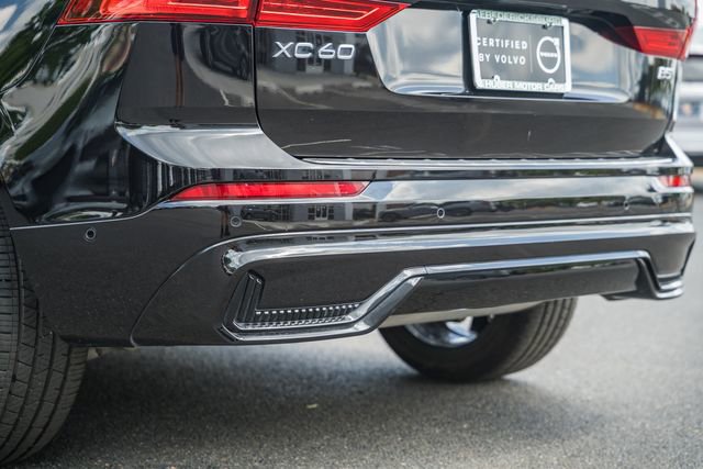 Used 2024 Volvo XC60 B5 Plus w/ Protection Package Premier AWD/4WD image 9