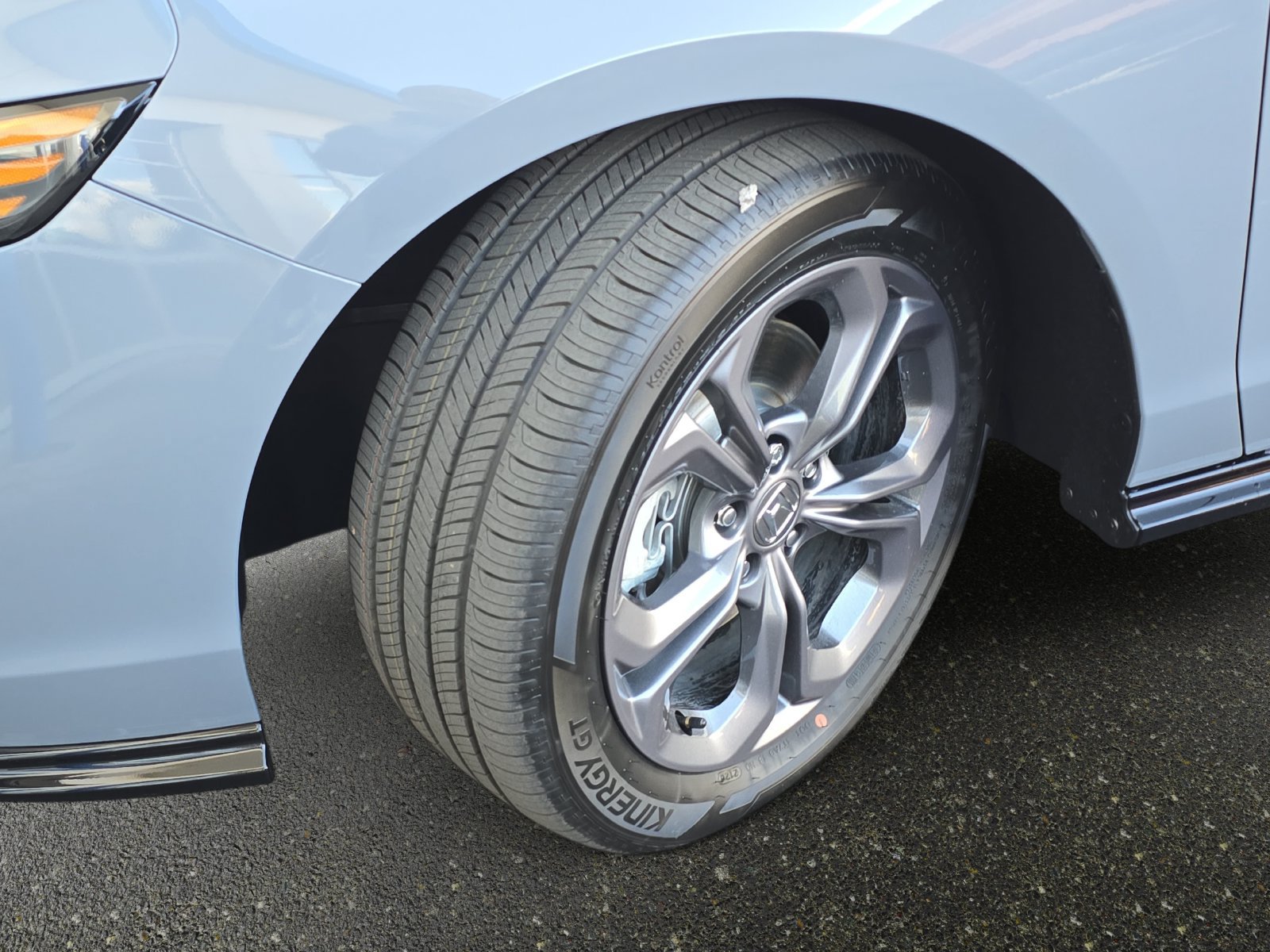 New 2026 Honda Accord EX-L image 28