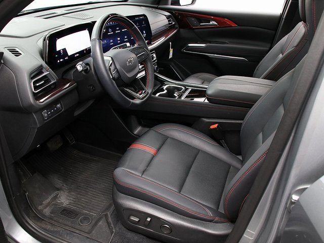 Certified 2024 Chevrolet Traverse RS w/ LPO, Floor Liner Package image 10