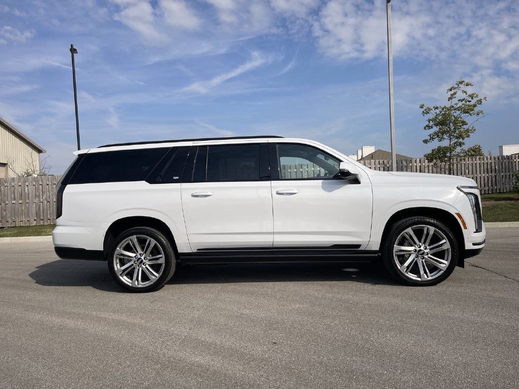 New 2026 Cadillac Escalade ESV Sport w/ Touring Package AWD/4WD image 9