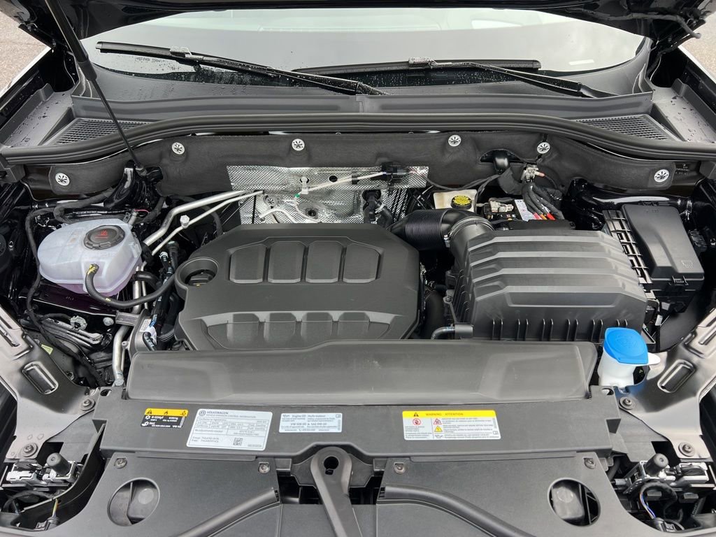 New 2026 Volkswagen Atlas Cross Sport SEL Premium R-Line image 11