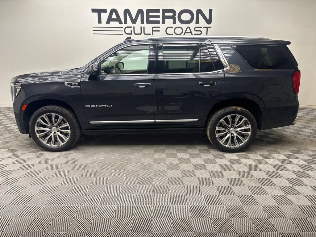 Used 2021 GMC Yukon Denali w/ Denali Premium Package RWD image 4