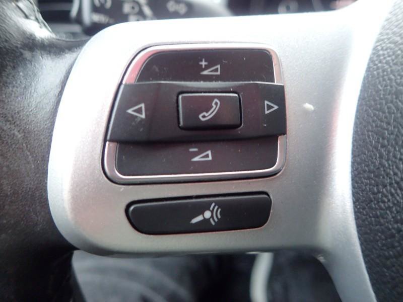 Used 2013 Volkswagen Beetle TDI FWD image 14