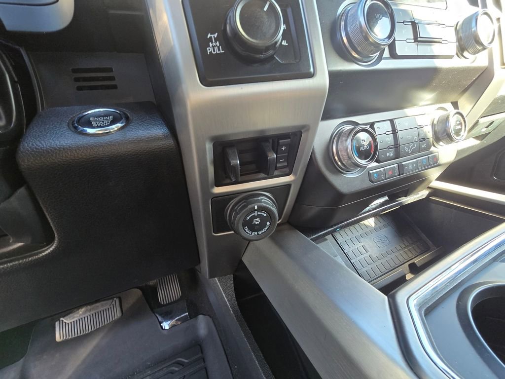 Used 2021 Ford F350 Platinum w/ FX4 Off-Road Package image 17