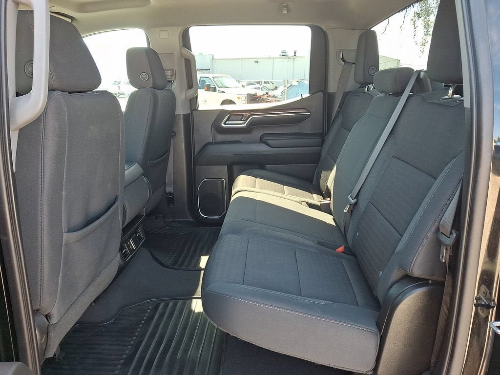 Certified 2023 Chevrolet Silverado 1500 LT AWD/4WD image 12