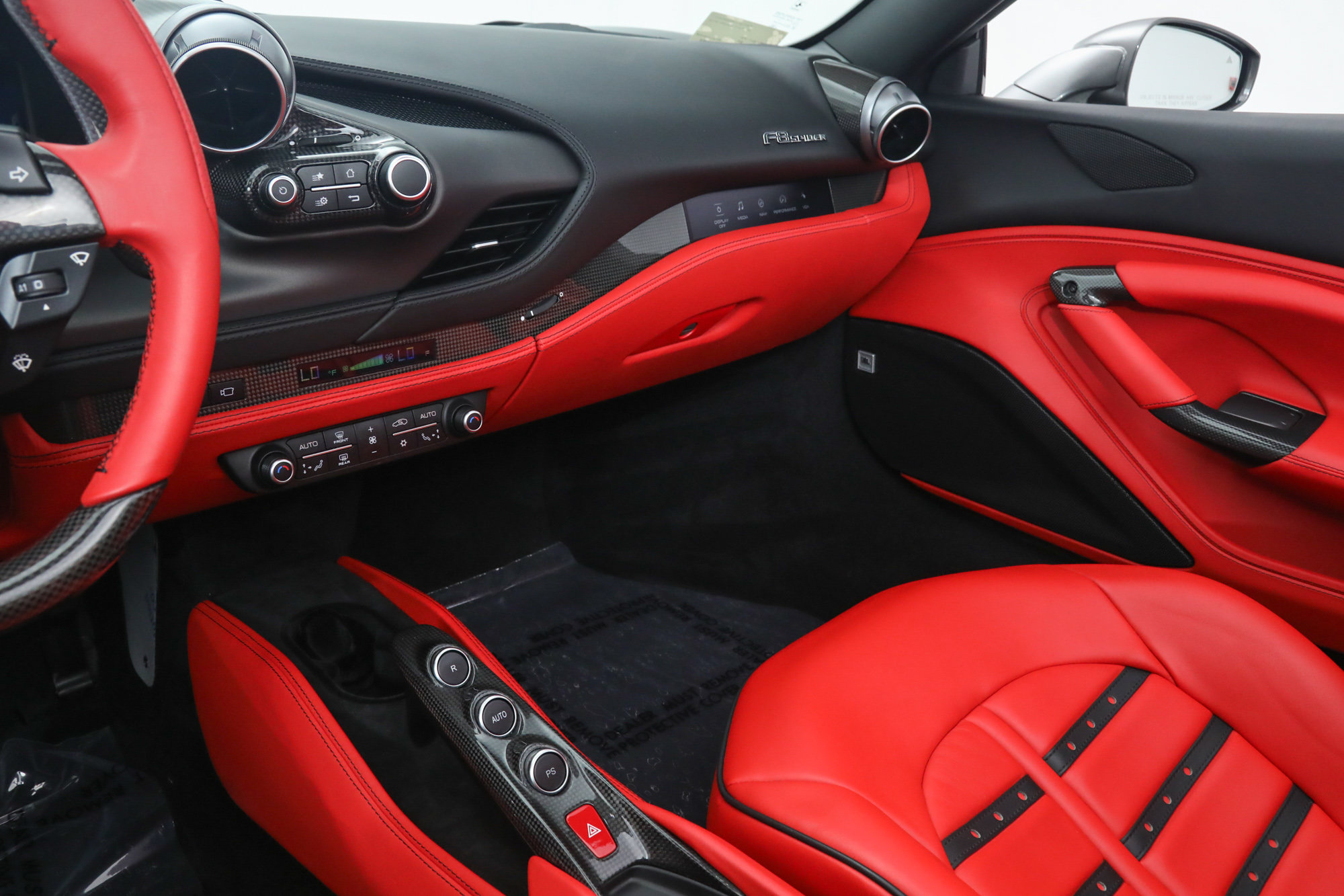 Certified 2023 Ferrari F8 Tributo RWD image 32