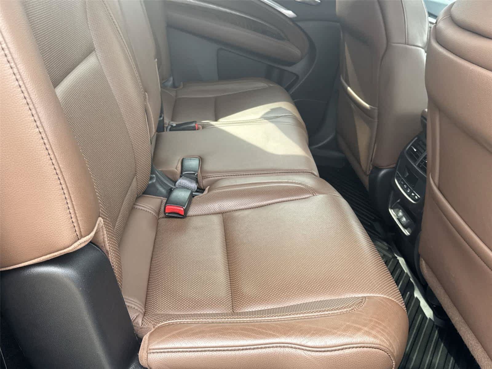 Used 2019 Acura MDX w/ Technology Package AWD/4WD image 16