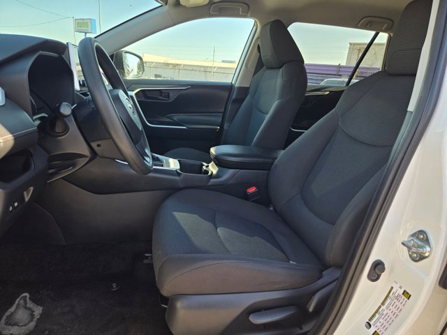 Used 2024 Toyota RAV4 LE image 23