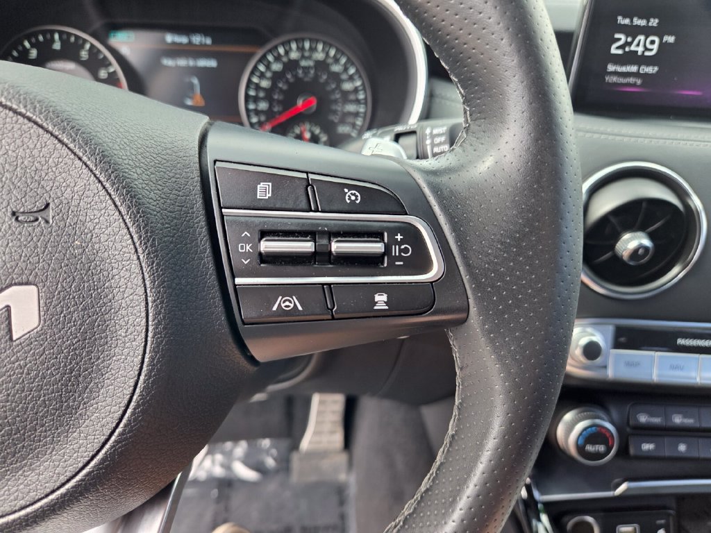 Used 2022 Kia Stinger GT2 AWD/4WD image 33