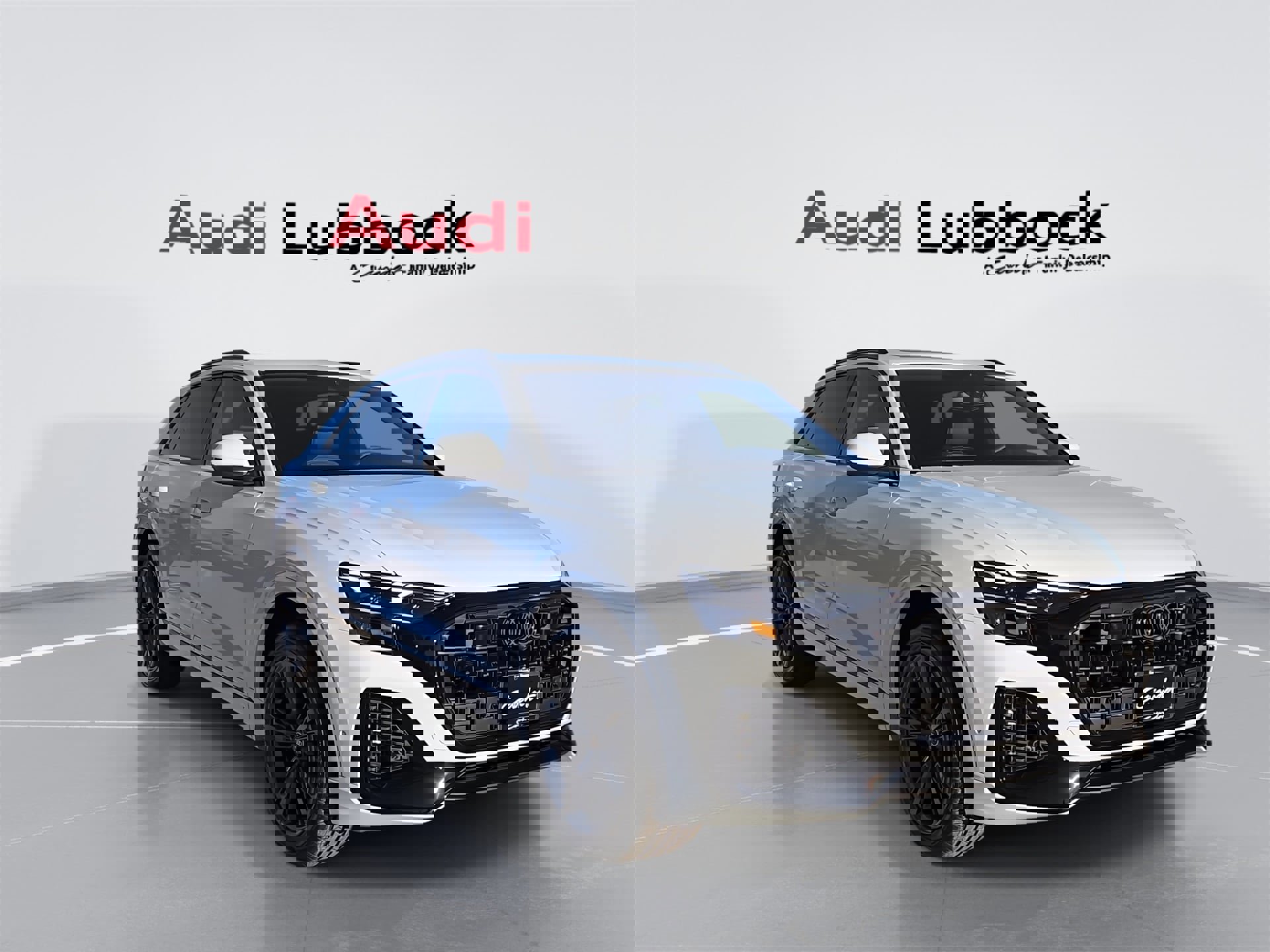 New 2026 Audi Q8 Premium image 3