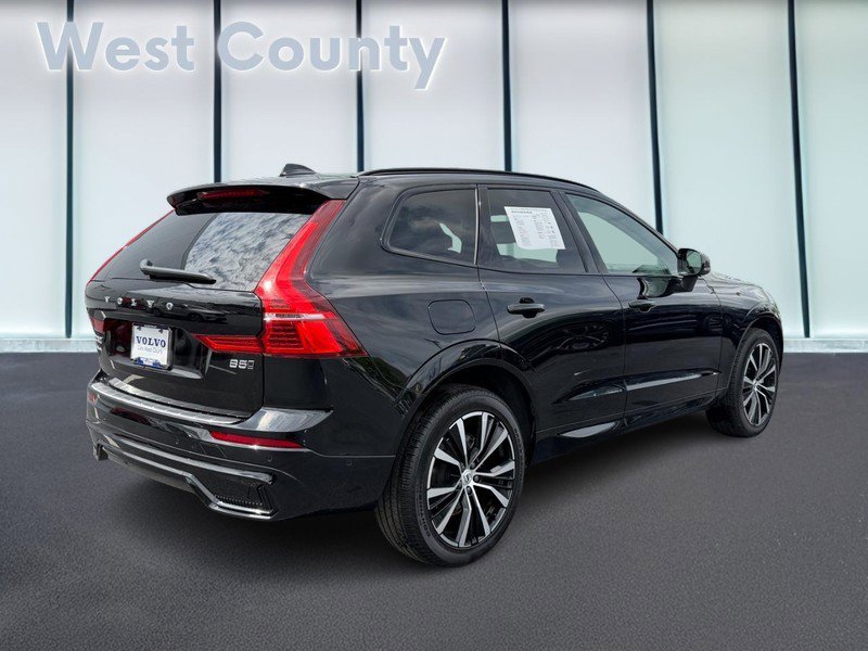 Certified 2023 Volvo XC60 B5 Plus w/ Climate Package AWD/4WD image 4