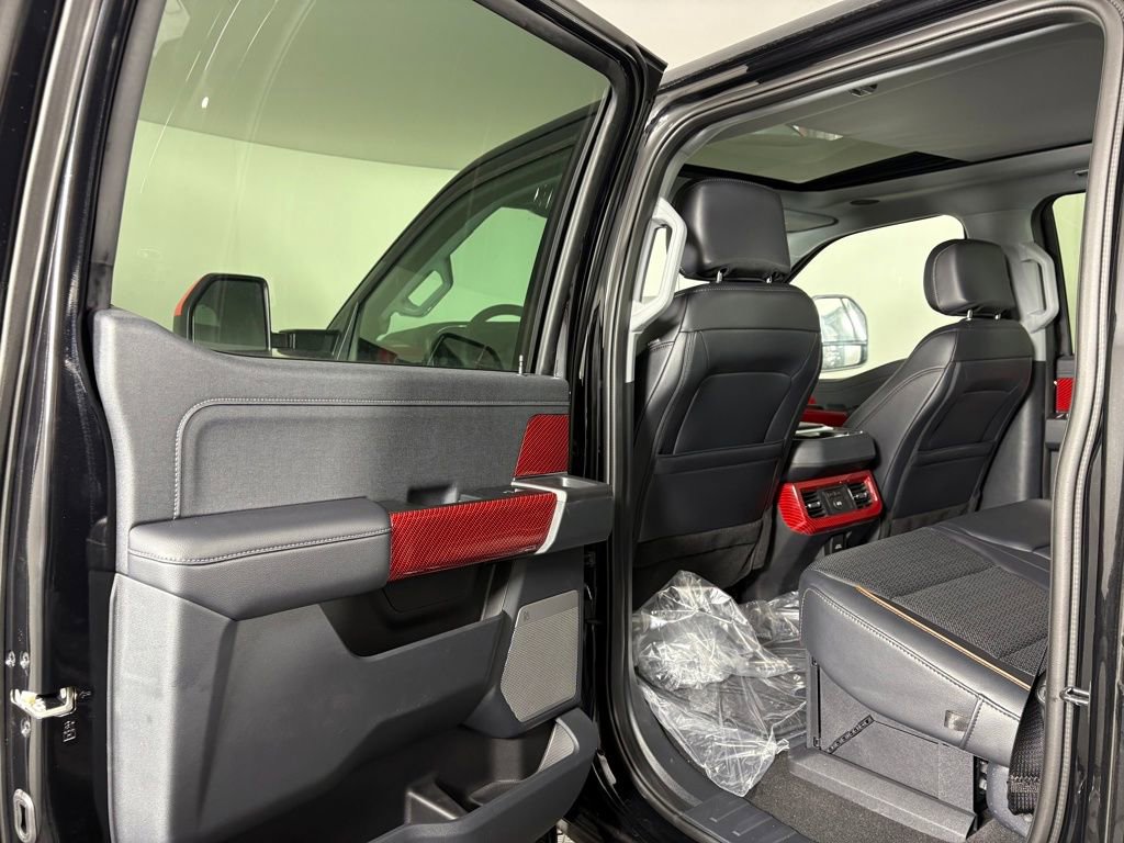 New 2025 Ford F250 Lariat w/ Lariat Ultimate Package AWD/4WD image 33
