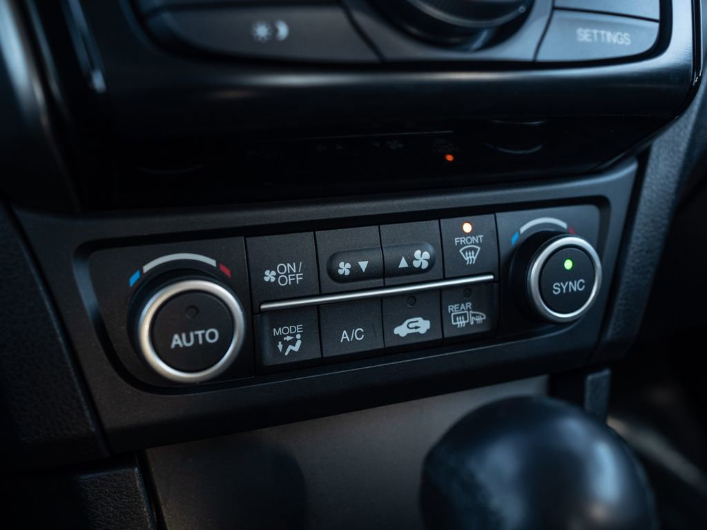 Certified 2018 Acura ILX w/ Premium Package image 31