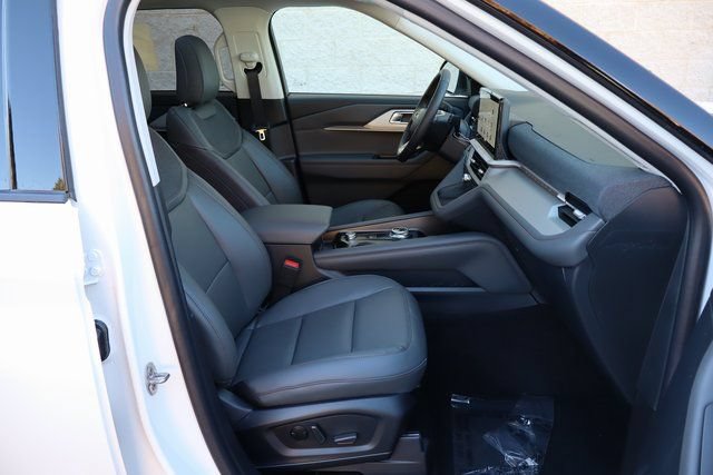 New 2026 Ford Explorer Active w/ Active Comfort Package AWD/4WD image 34