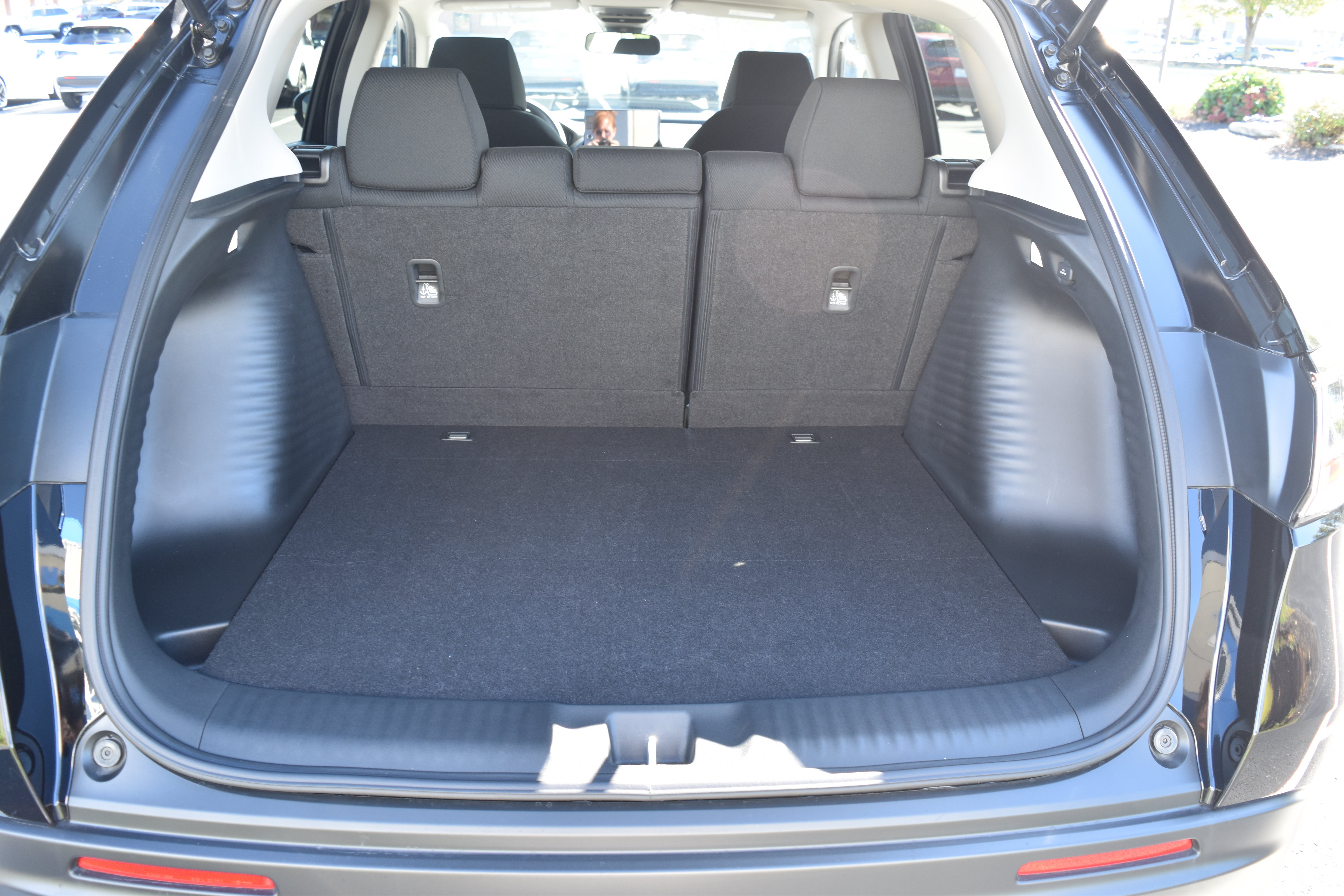 Certified 2027 Honda HR-V LX image 10