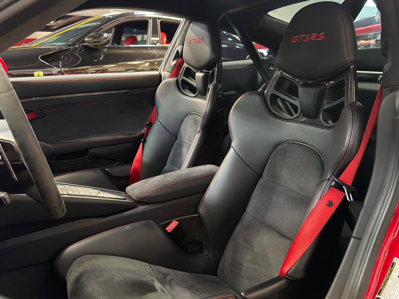 Used 2019 Porsche 911 GT3 RS RWD image 16