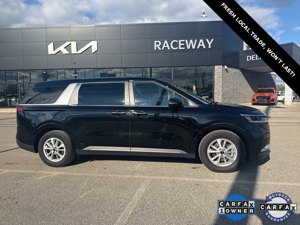 Certified 2023 Kia Carnival LX image 1