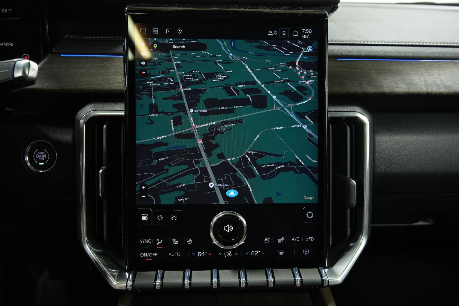 New 2026 GMC Acadia Denali Ultimate w/ LPO, Floor Liner Package image 40