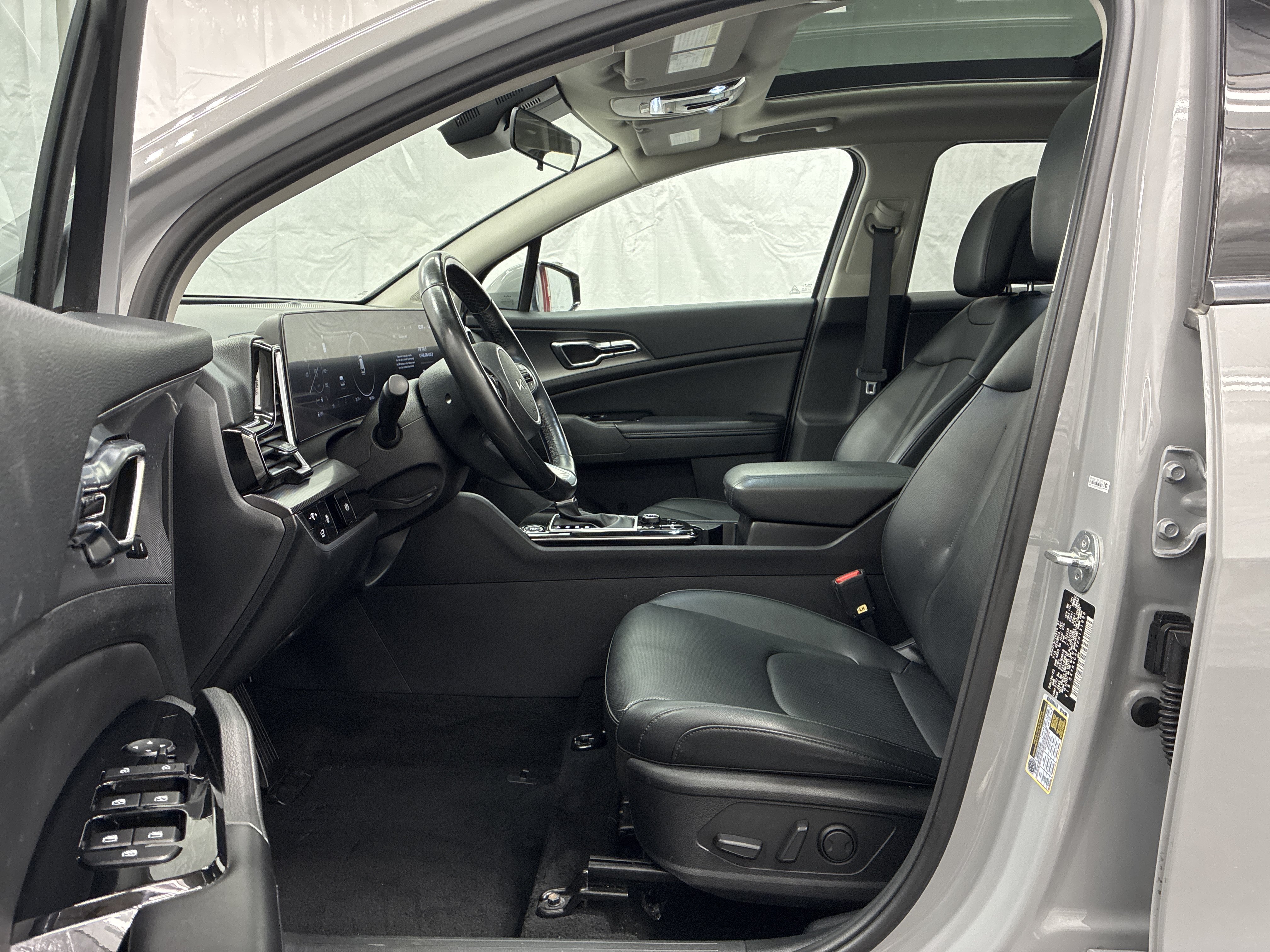 Certified 2023 Kia Sportage SX AWD/4WD image 12